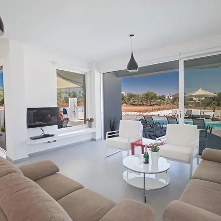 Vakantiehuis Wunderschoene- Geraeumige Ferienvilla Mit Bbq By Interhome