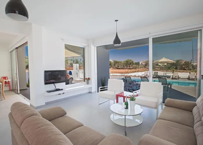 Feriehus Wunderschoene- Geraeumige Ferienvilla Mit Bbq By Interhome